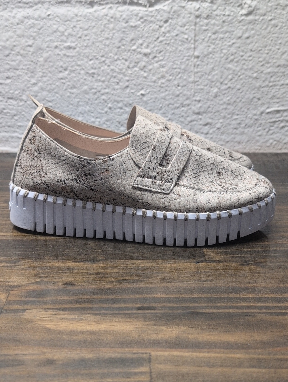Ilse Jacobsen Tulip Tan Brown Metallic Snake-Print Platform Loafers 38